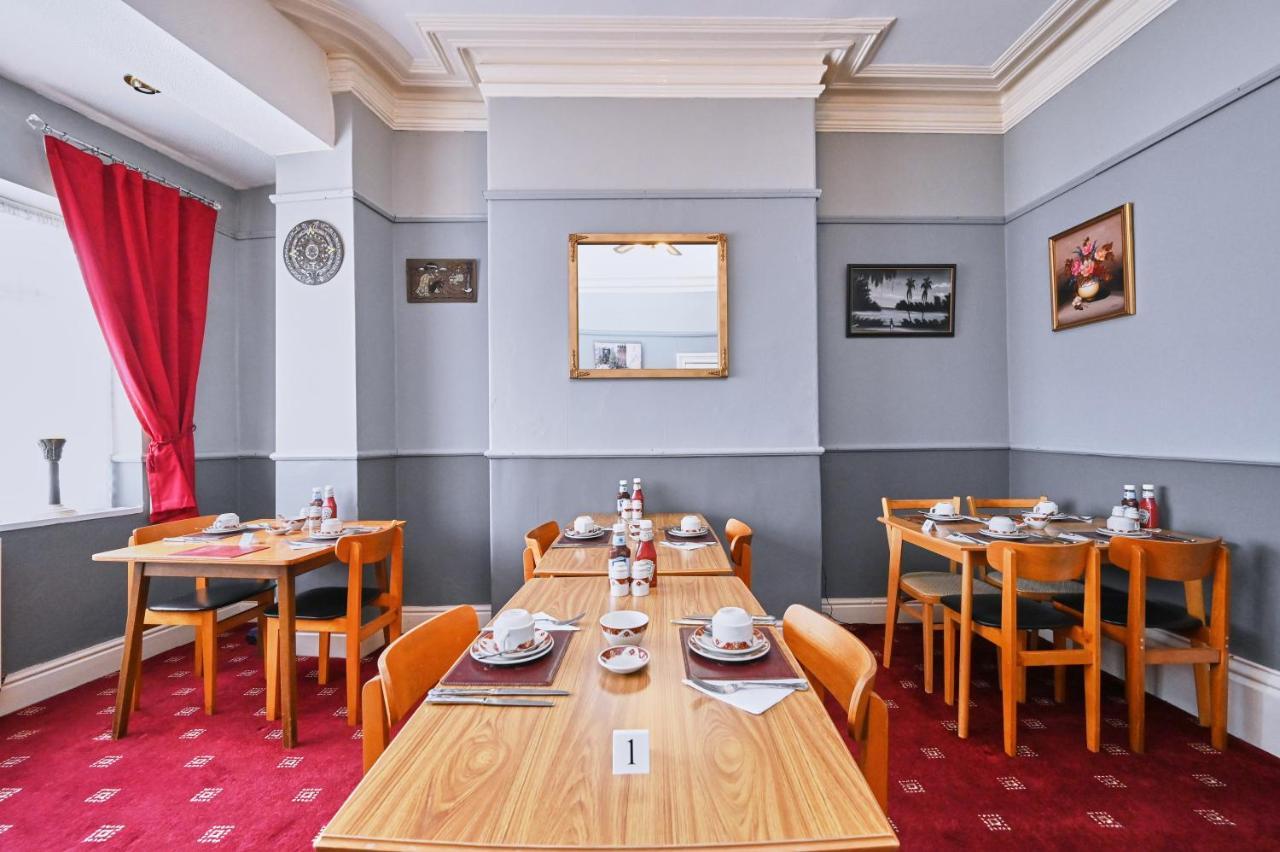 Bed and Breakfast The Wilton International Blackpool Esterno foto
