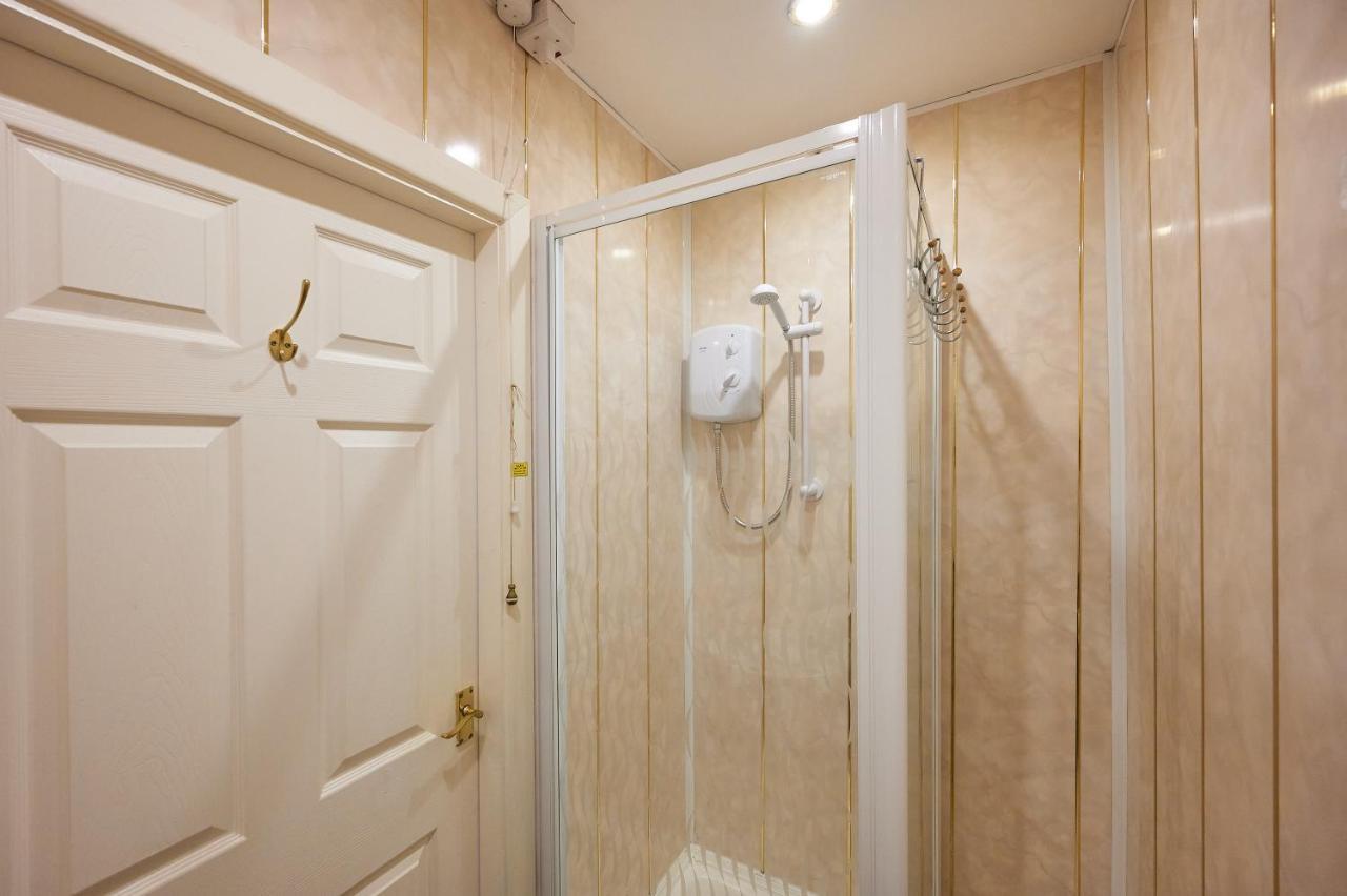 Bed and Breakfast The Wilton International Blackpool Esterno foto